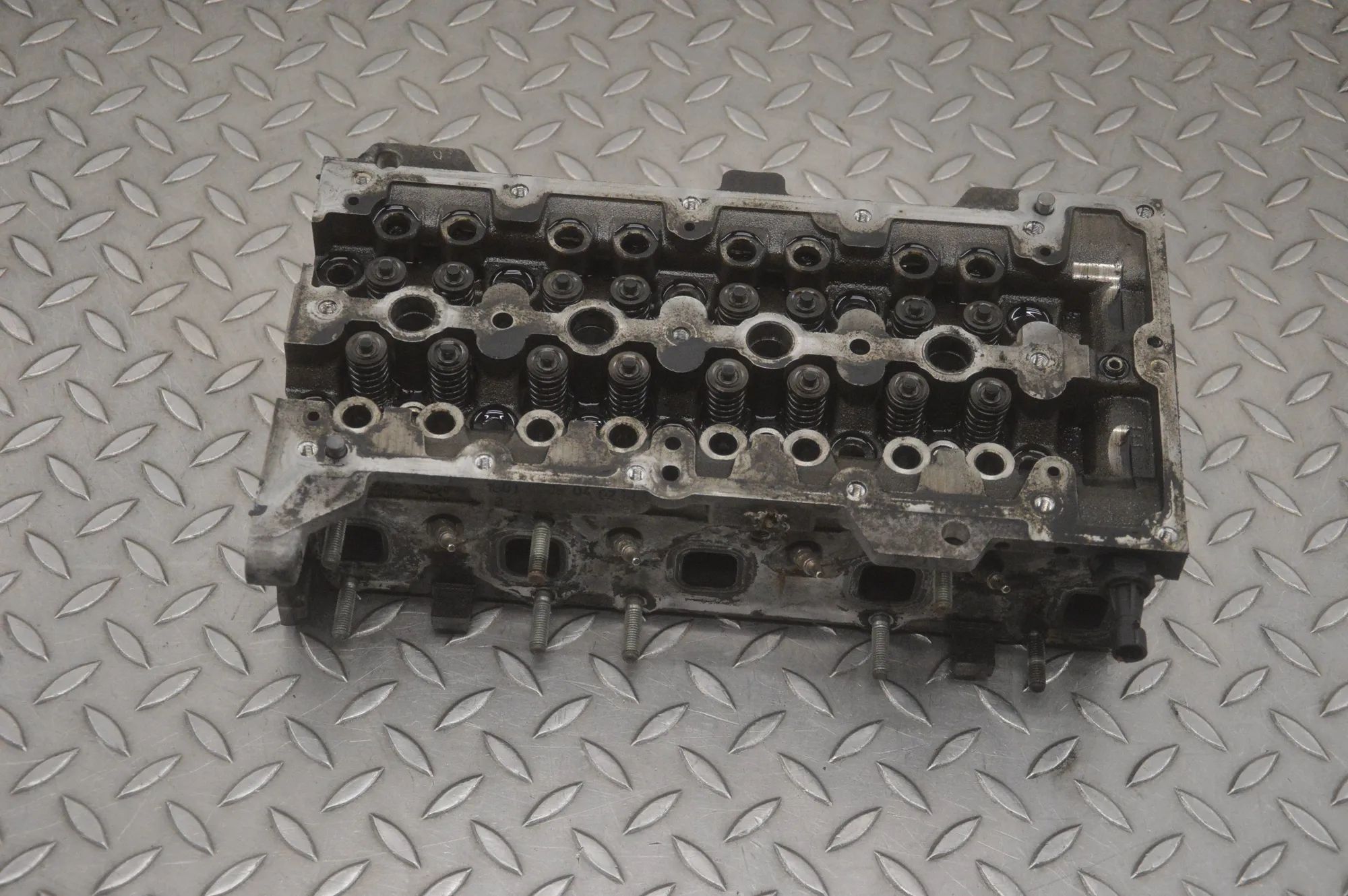Fiat Grande Punto Engine Cylinder Head Engine Cylinder Head — FIAT PUNTO EVO 199_ (200...