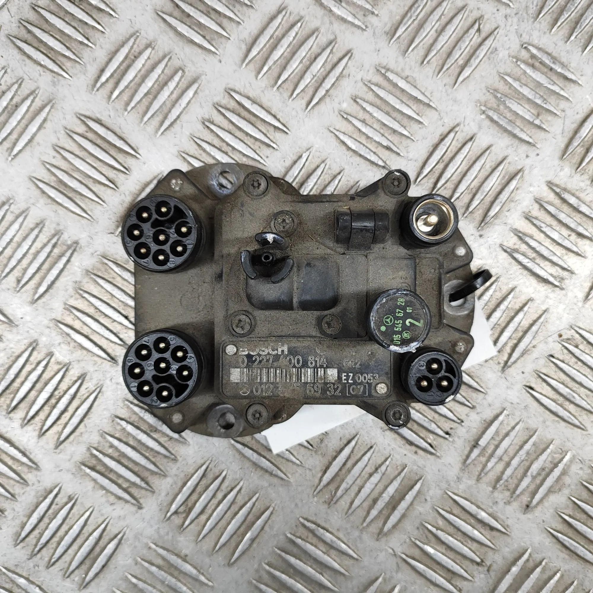 Mercedes-Benz 200 - 500 / E (W124) Combustion Control Unit Combustion Control Unit — MERCEDES BENZ S-CLASS...