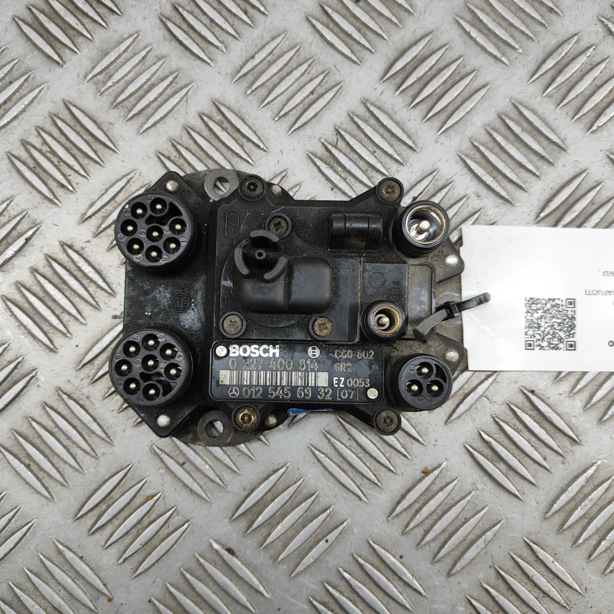 Mercedes-Benz 200 - 500 / E (W124) Combustion Control Unit Combustion Control Unit — MERCEDES BENZ S-CLASS...