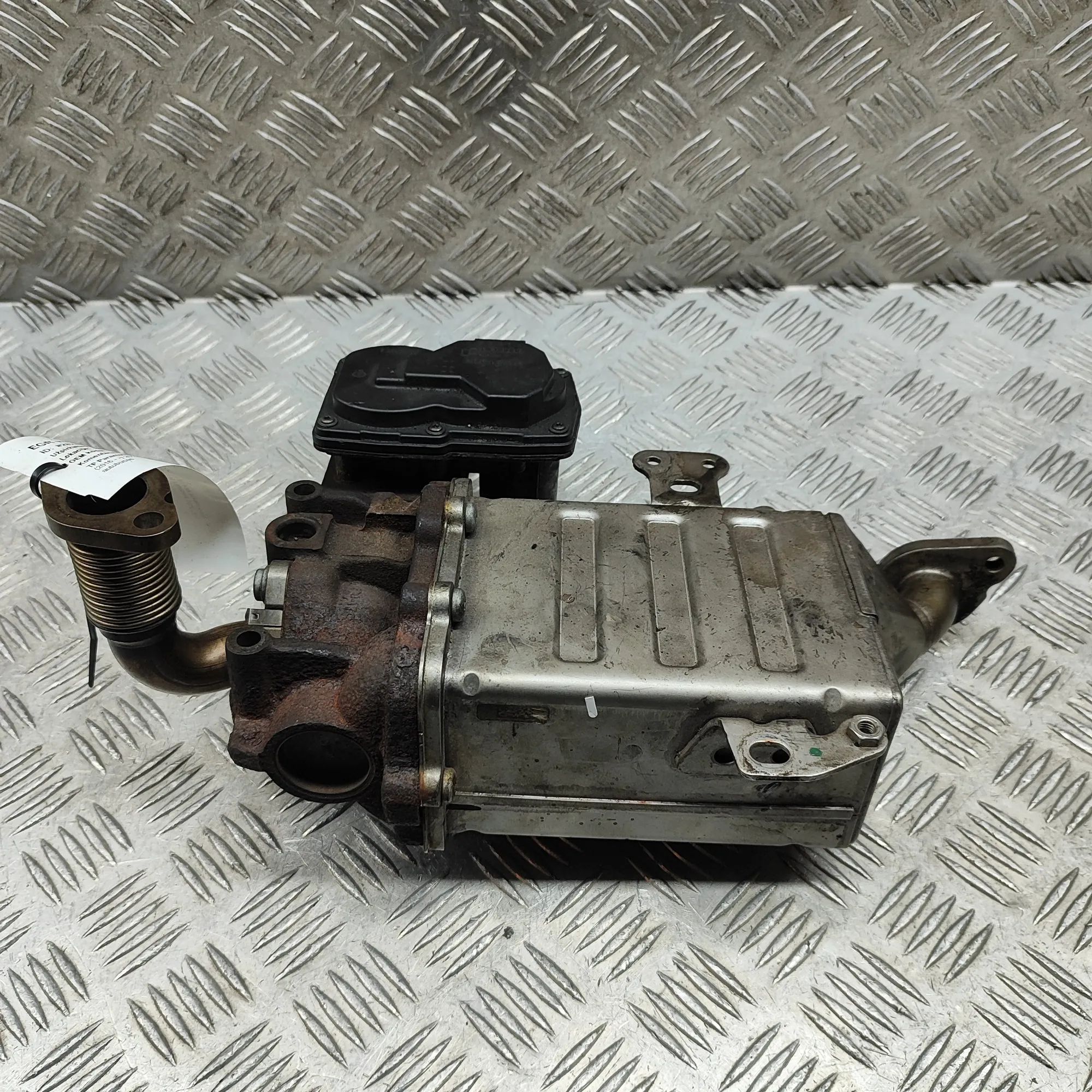 Volkswagen Crafter EGR Valve EGR valve — VW CRAFTER Flatbed  SZ_ (2016-PRESE...
