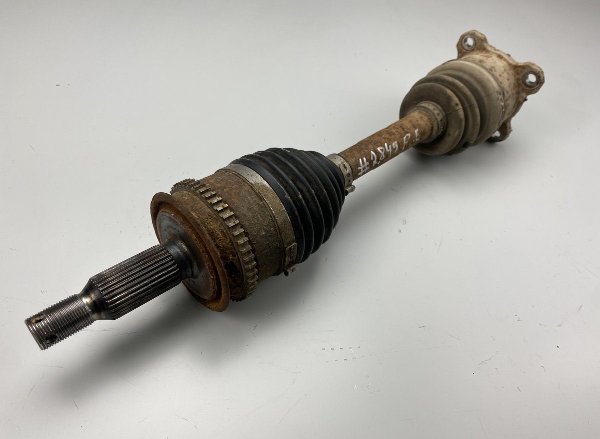 Mitsubishi L200 Driveshaft — front right Driveshaft — front right — MITSUBISHI L200 V / ...