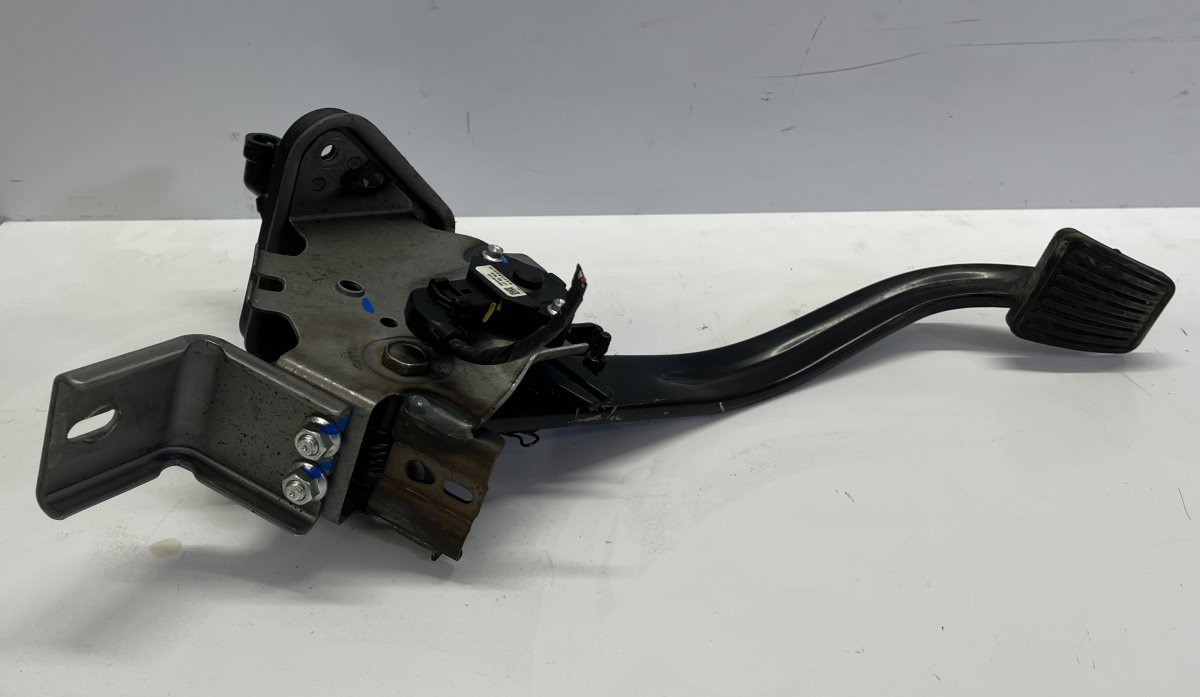 Kia Sportage Kytkinpoljin Clutch pedal — KIA SPORTAGE IV (QL) (2015-2021)...