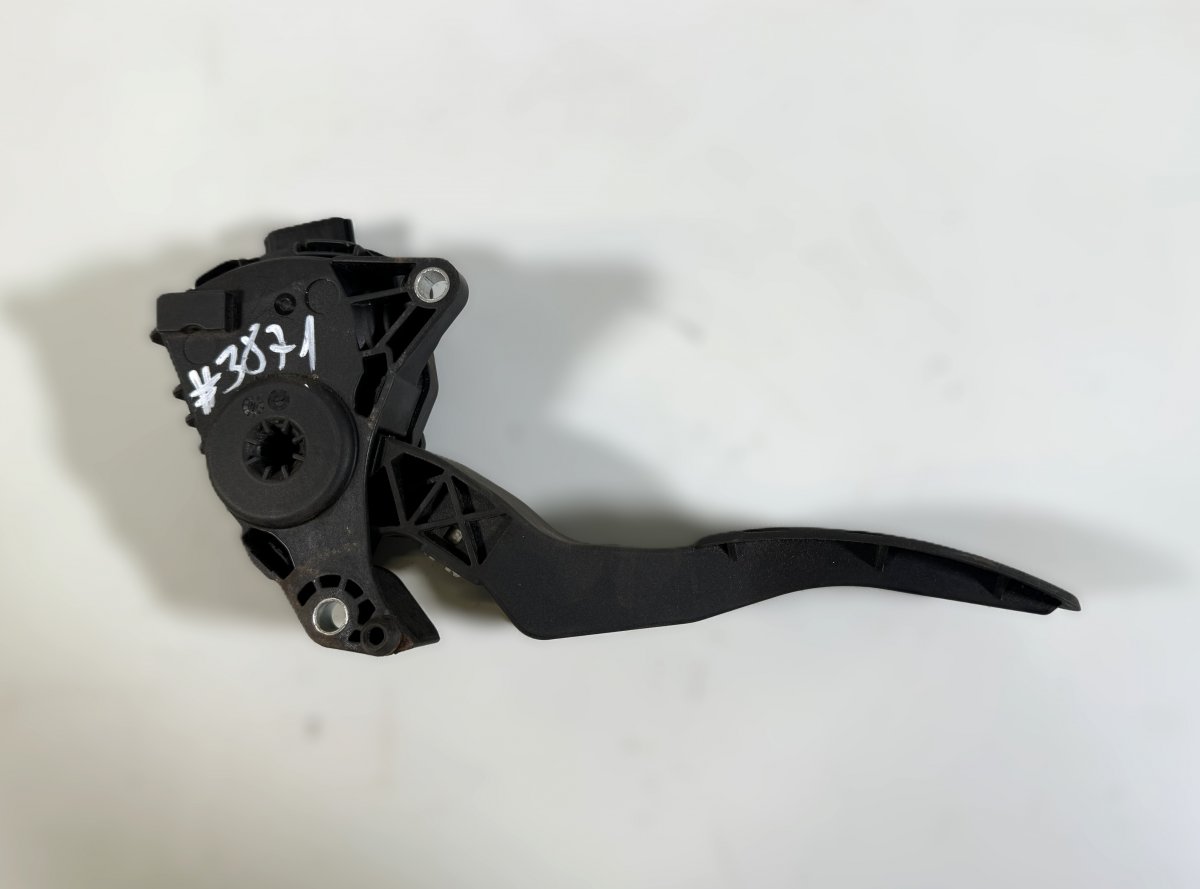 Nissan Qashqai (J11) Accelerator Pedal Accelerator pedal — NISSAN QASHQAI II (J11) (20...