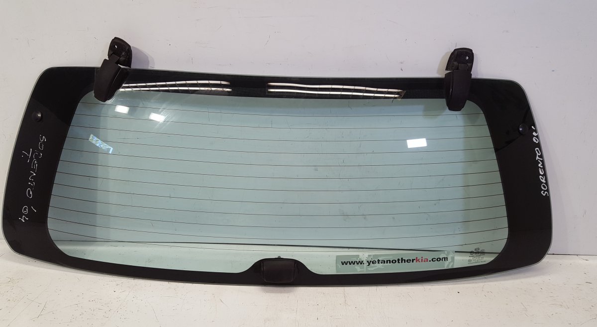 Kia Sorento Rear Window glass Rear window glass — KIA SORENTO I (JC) (2002-20...