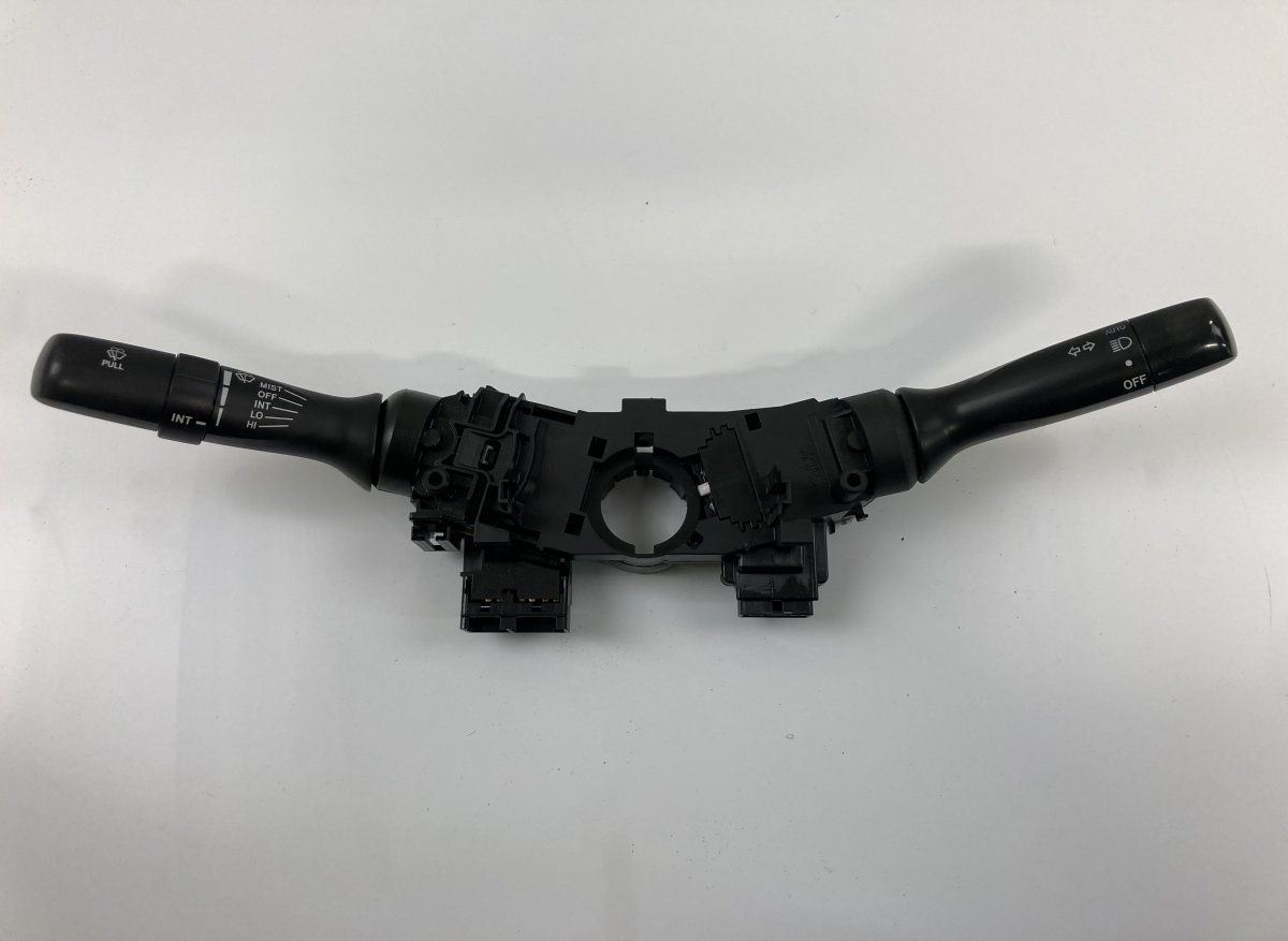 Toyota Prius Turn signal and wiper stalk Turn signal and wiper stalk — TOYOTA PRIUS III ...