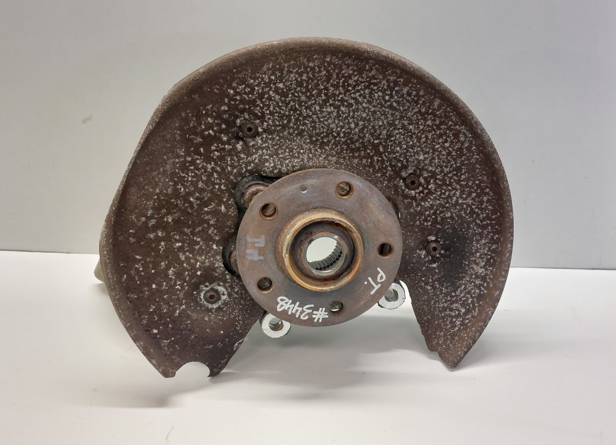 Audi Q5 (8R) Wheel bearing housing — rear right Wheel bearing housing — rear right — AUDI Q5 (8...