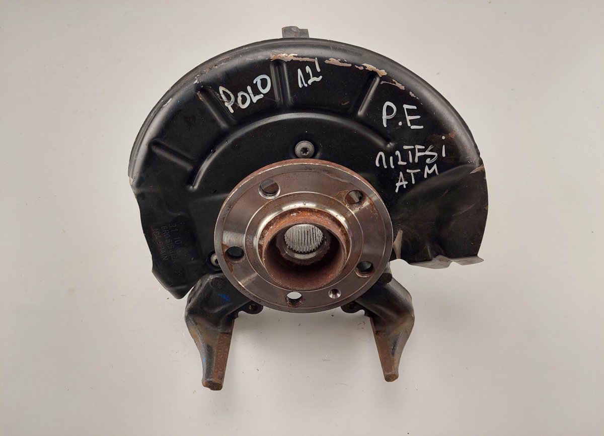 Volkswagen Polo Wheel bearing housing — front right Wheel bearing housing — front right — VW POLO V...