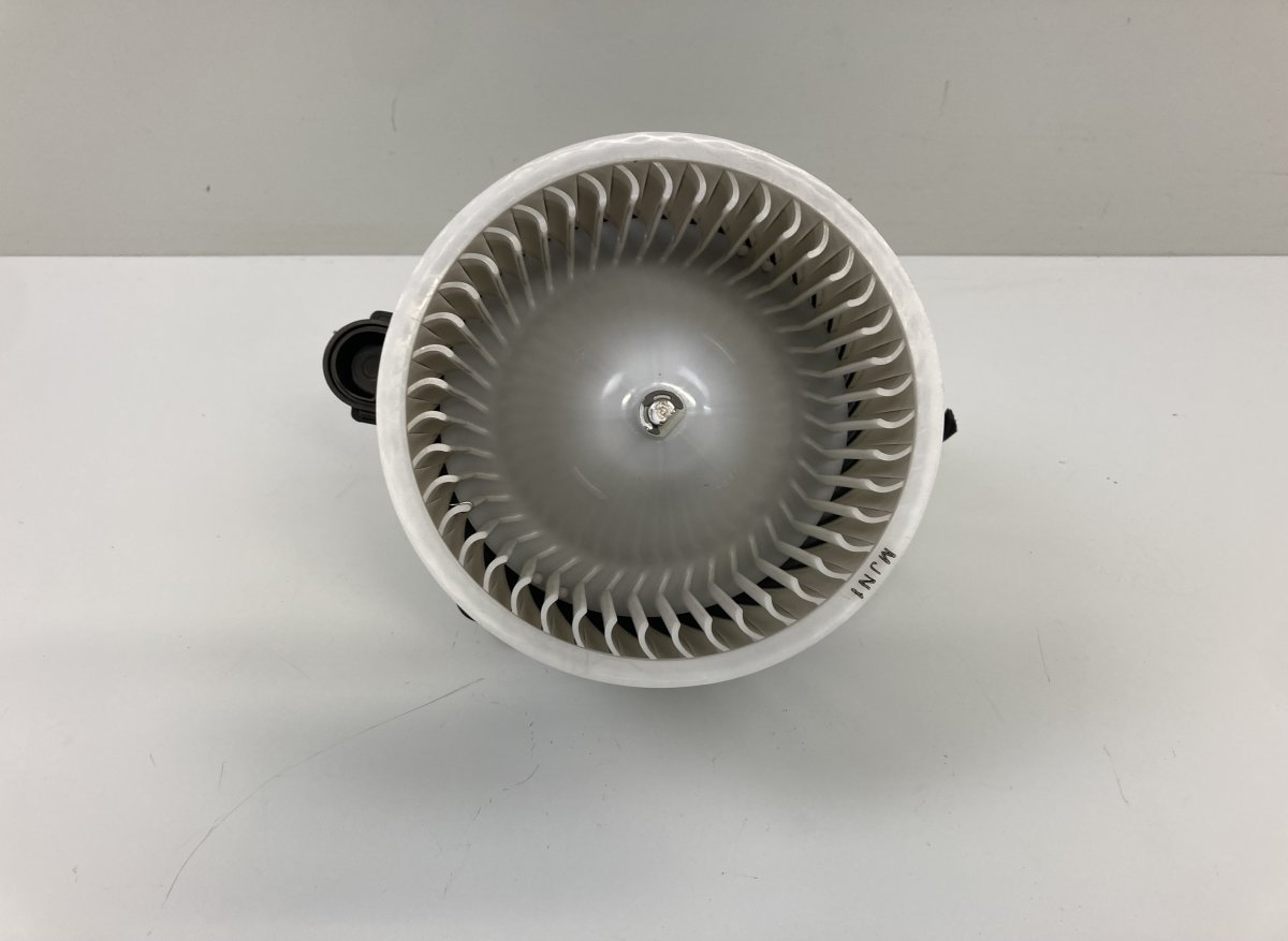 Kia Sportage Heater Blower Motor Heater blower motor — KIA SPORTAGE IV (QL) (201...