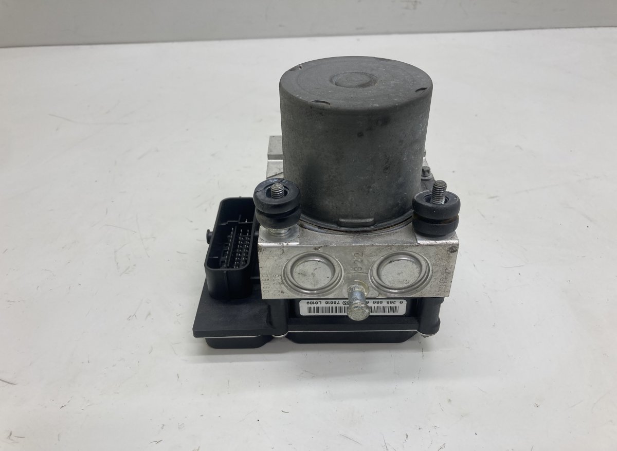 Peugeot 407 ABS hydraulic unit / pump ABS hydraulic unit / pump — PEUGEOT 407 (2004-2...