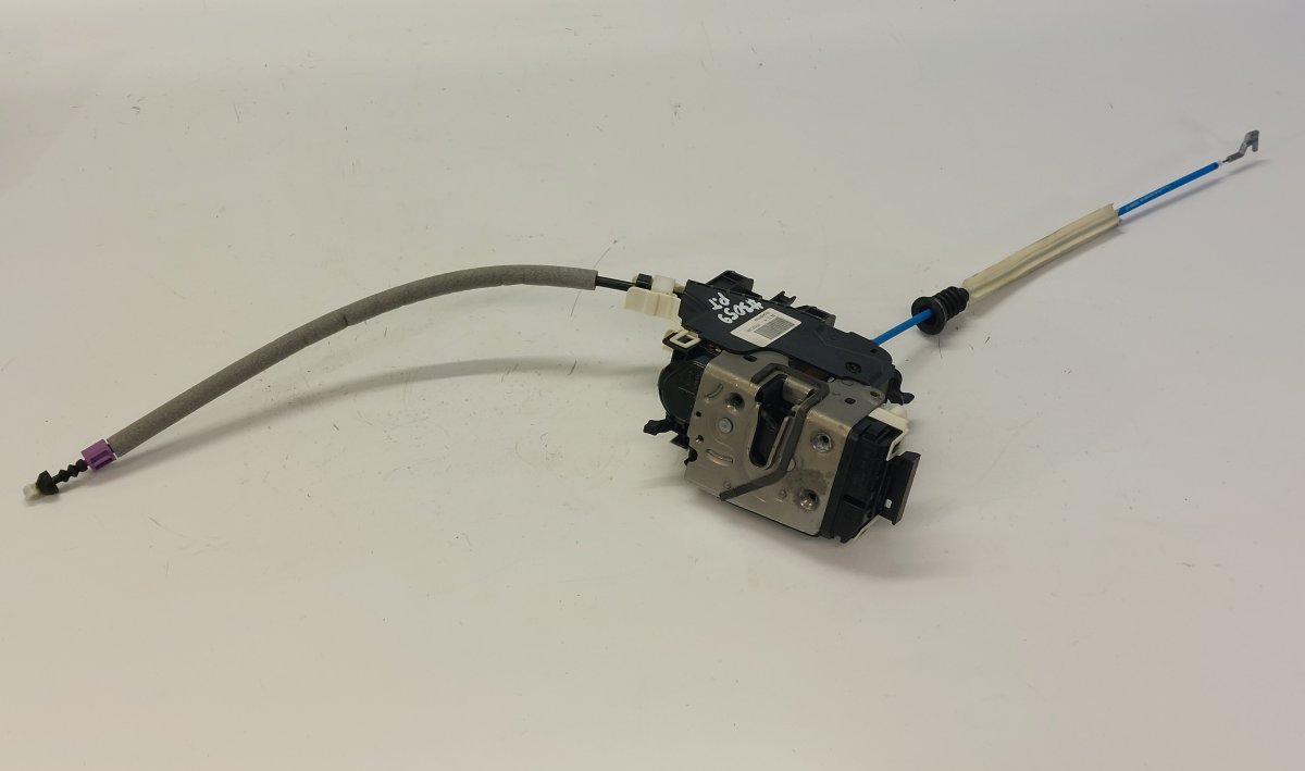 Mercedes-Benz GLA (X156) Door lock — rear right Door lock — rear right — MERCEDES-BENZ GLA I (X...