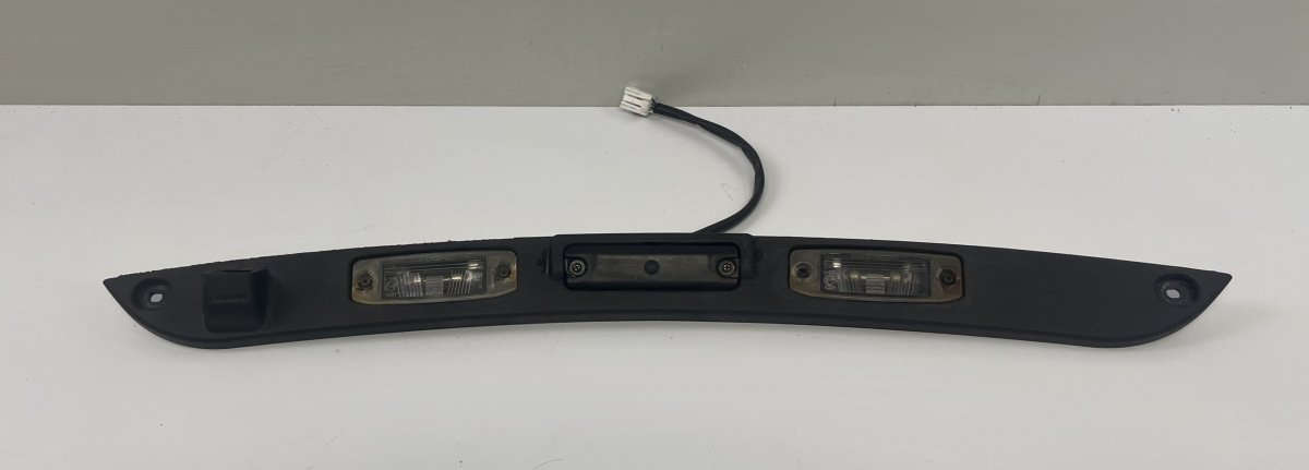 Kia Sportage Boot lid / tailgate moulding Boot lid / tailgate moulding — KIA SPORTAGE III...