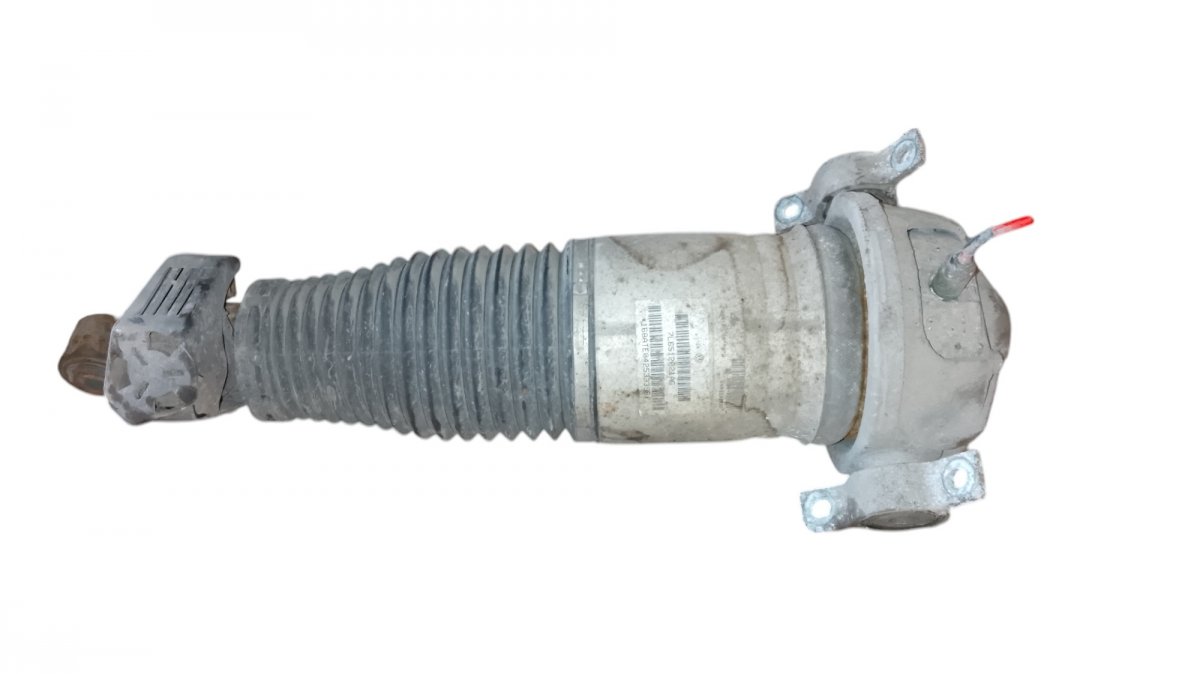 Volkswagen Touareg Shock absorber — rear right Shock absorber — rear right — VW TOUAREG I (7L)...