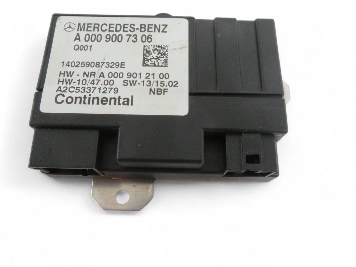 Mercedes-Benz CLA (C117) Injection Pump Control Unit Injection pump control unit — MERCEDES-BENZ CLA...