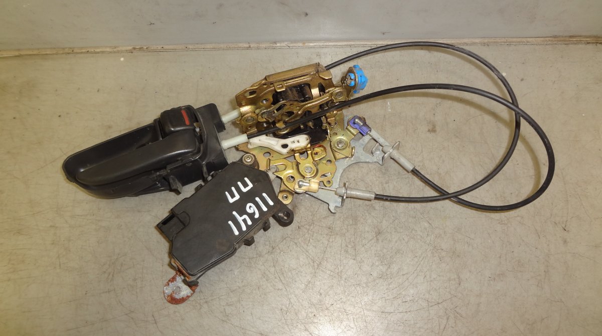 Subaru Forester Door lock — front right Door lock — front right — SUBARU FORESTER (SG) ...