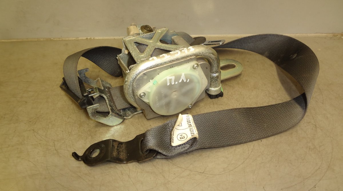 Chrysler 300C Seat belt — front left Seat belt — front left — CHRYSLER 300C I (2004-...