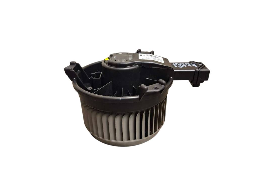 Honda CR-V Heater Blower Motor Heater blower motor — HONDA CR-V IV (RM) (2012-...