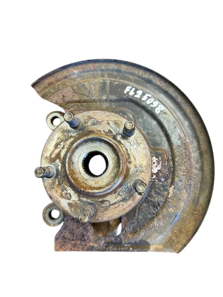 Nissan Juke Wheel bearing housing — front left Wheel bearing housing — front left — NISSAN JUK...