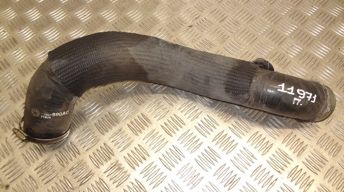 Chrysler 300C Intercooler pipe, right Intercooler pipe, right — CHRYSLER 300C I (2004...