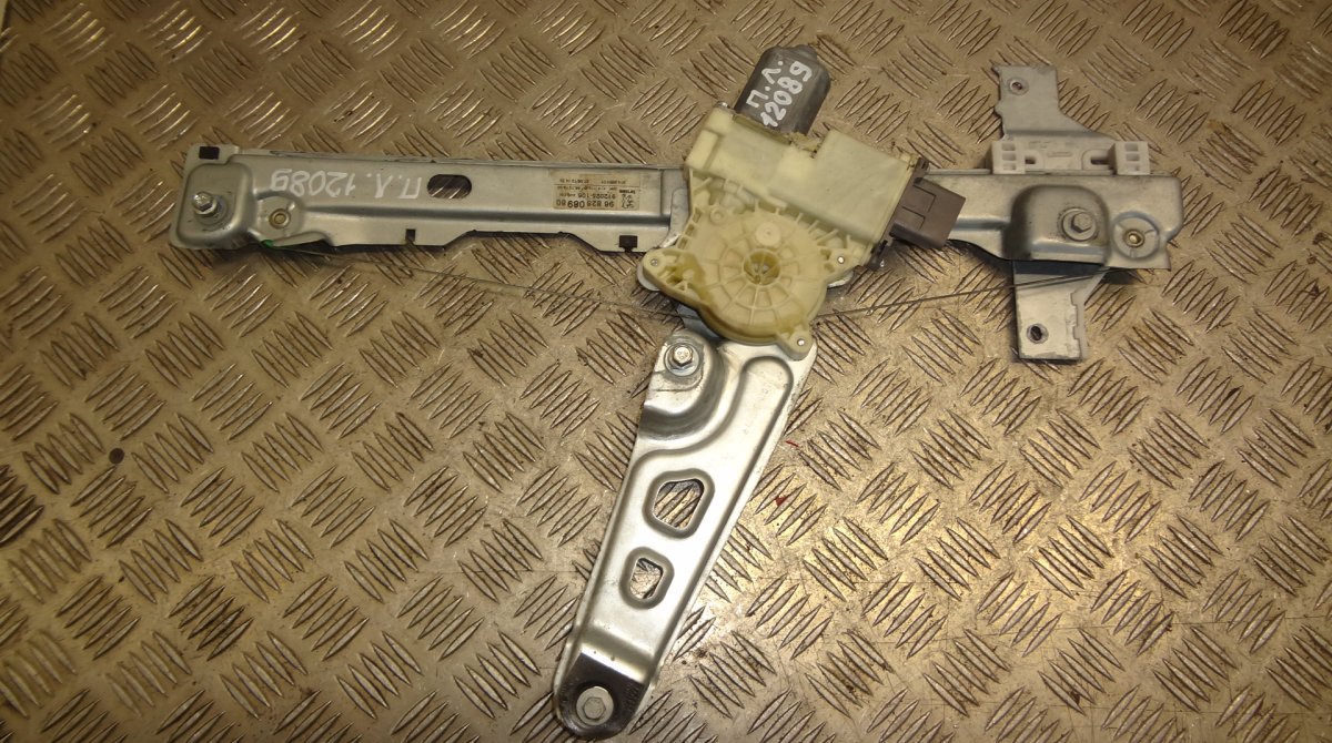 Peugeot 3008 Complete window regulator — front left Complete window regulator — front left — PEUGEO...
