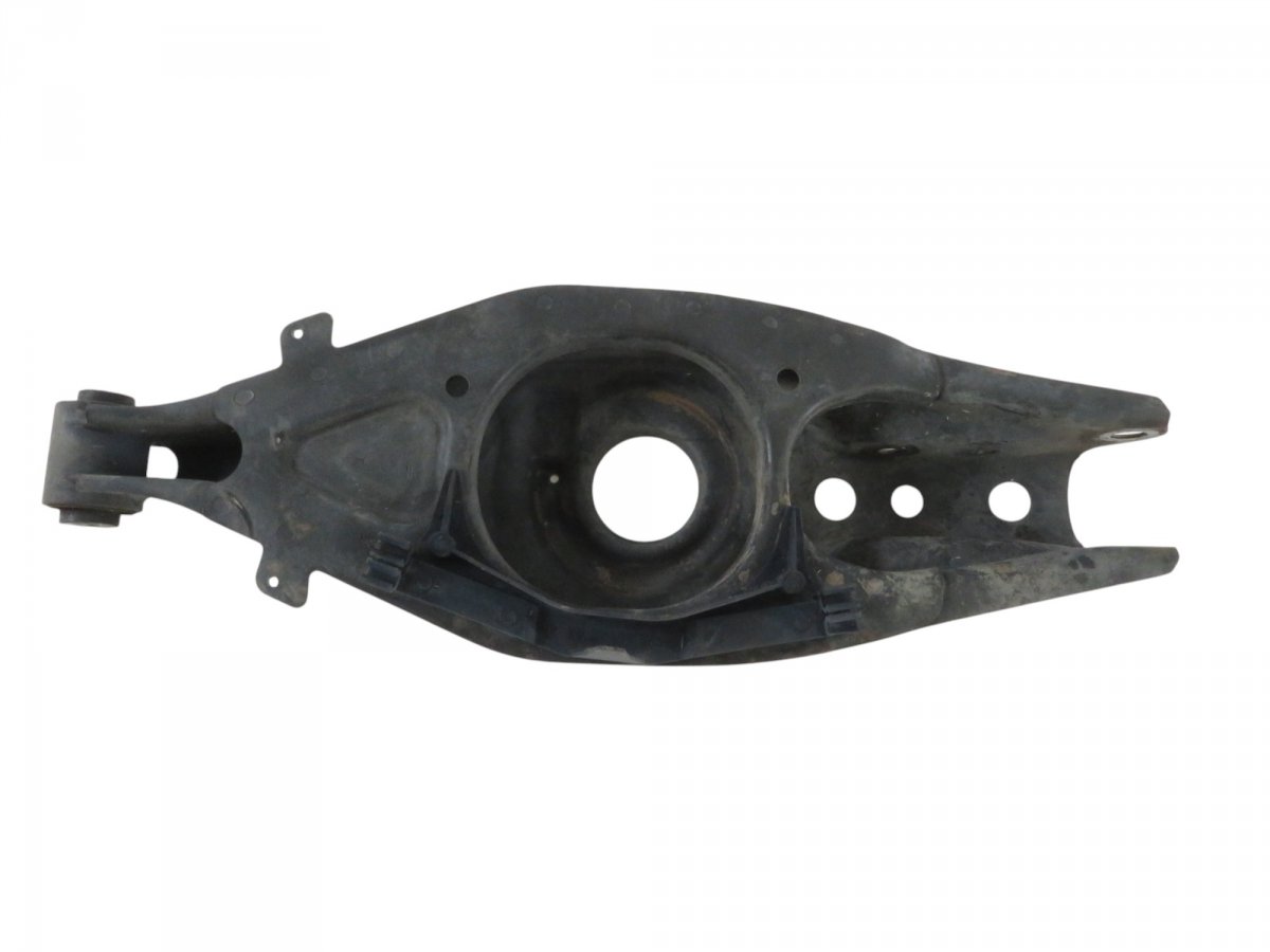 Mercedes-Benz 200 - 500 / E (W124) Lower suspension control arm — rear right Lower suspension control arm — rear right — MER...