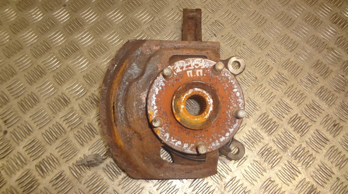 Nissan Qashqai Wheel bearing housing — front right Wheel bearing housing — front right — NISSAN QA...