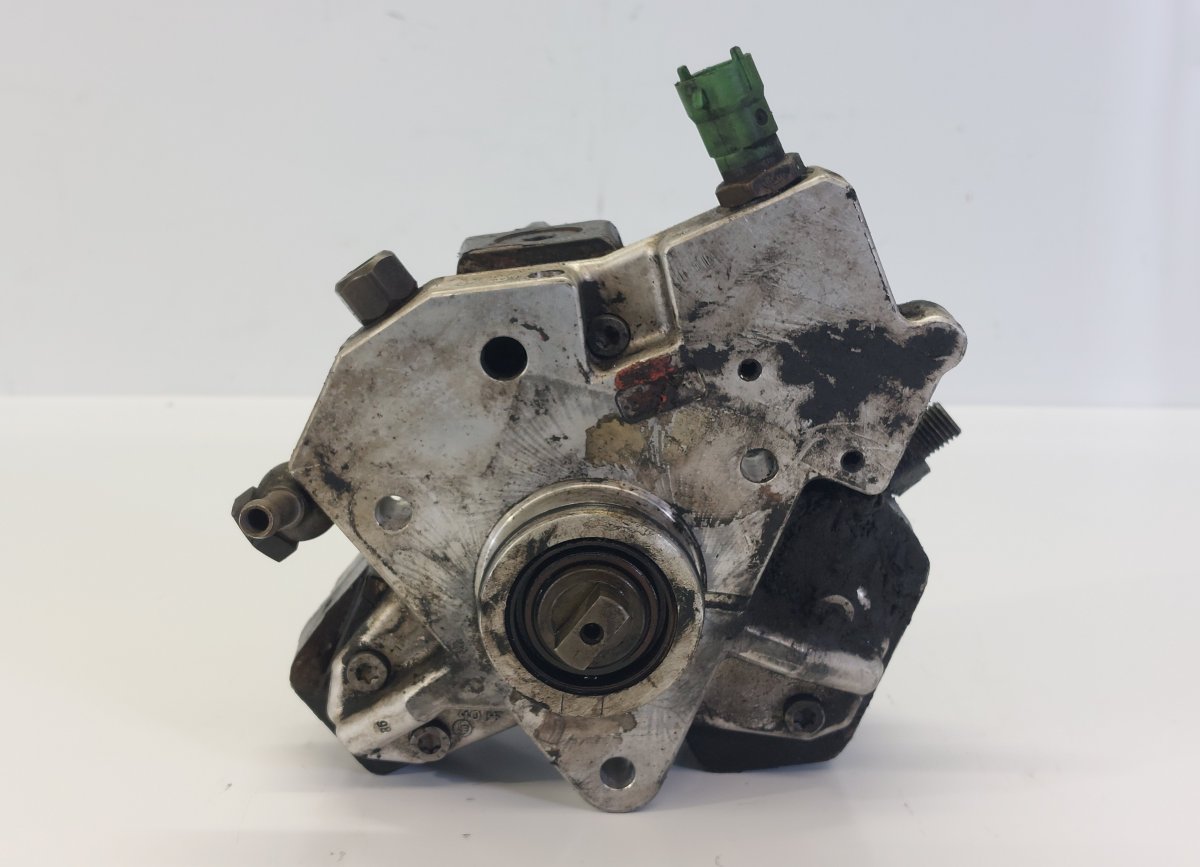 Volvo V70 Diesel fuel injection pump Diesel fuel injection pump — VOLVO V70 II / XC7...