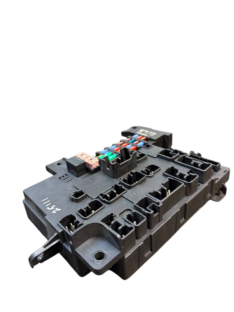 Mitsubishi Outlander Fuse box Fuse box — MITSUBISHI OUTLANDER III (GG, GF, ZJ...