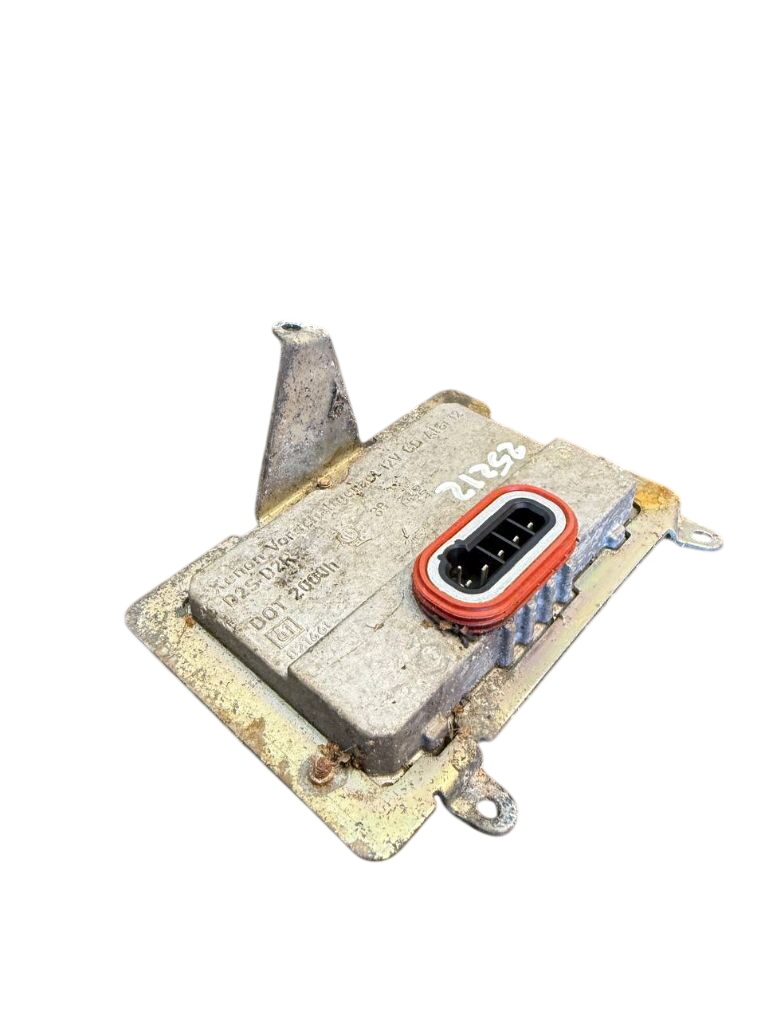 Jaguar S-Type Xenon control unit — left Xenon control unit — left — JAGUAR S-TYPE (X200...