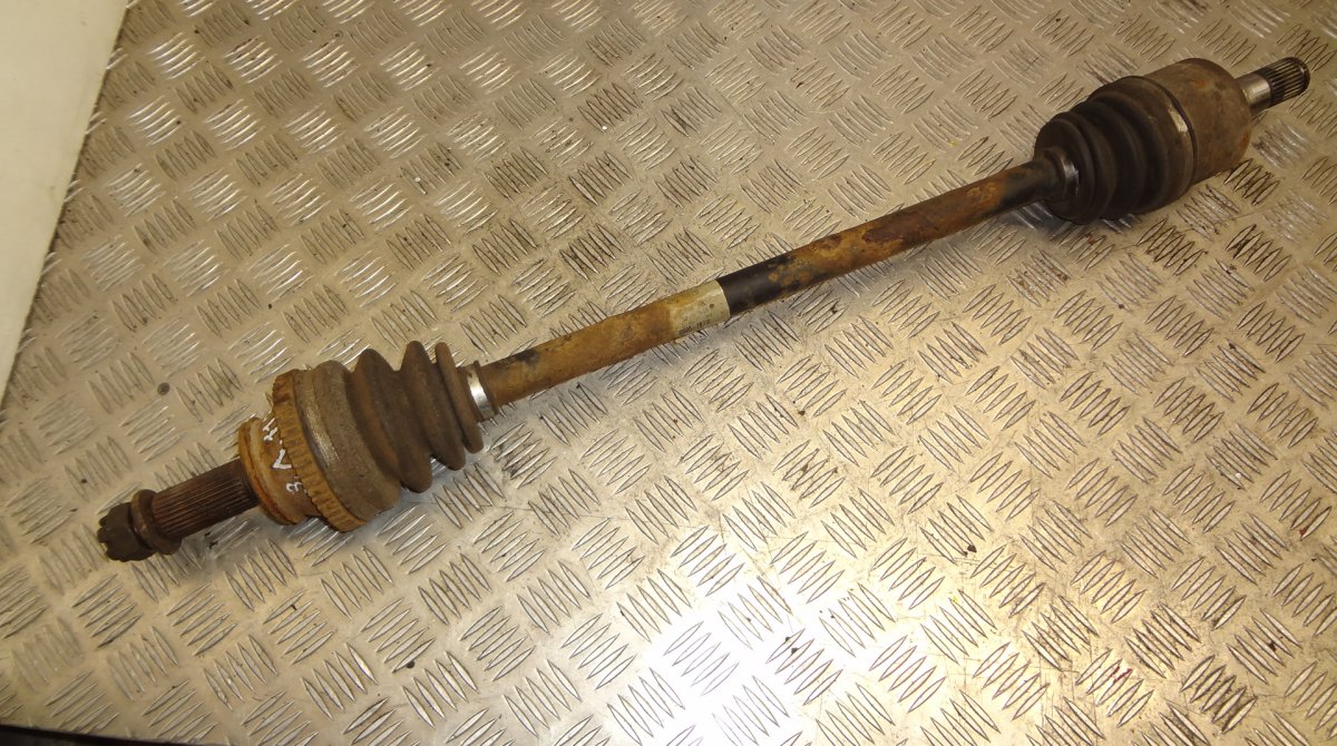 Hyundai Santa Fe Driveshaft — rear left Driveshaft — rear left — HYUNDAI SANTA FE II (C...