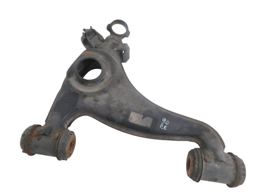 Mercedes-Benz 200 - 500 / E (W124) Lower suspension control arm — front right Lower suspension control arm — front right — ME...