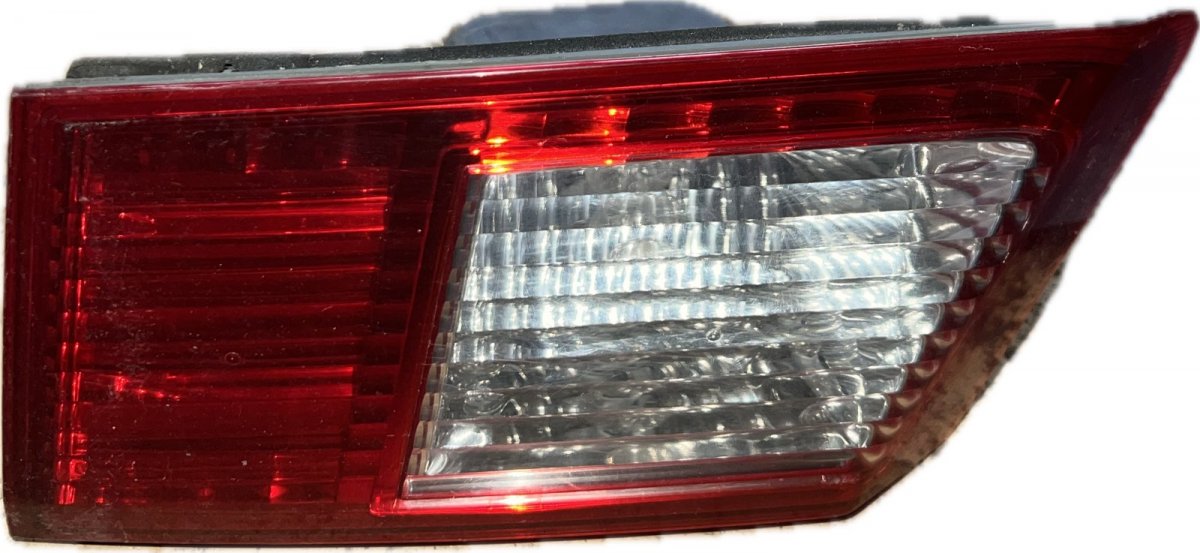 Honda Accord Inner tail light — right Inner tail light — right — HONDA ACCORD VIII (C...