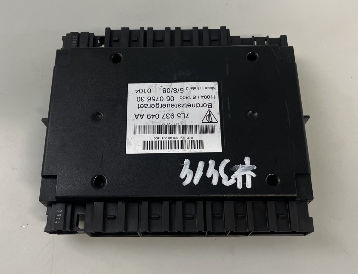 Porsche Cayenne Body control module (BCM) Body control module (BCM) — PORSCHE CAYENNE I (...
