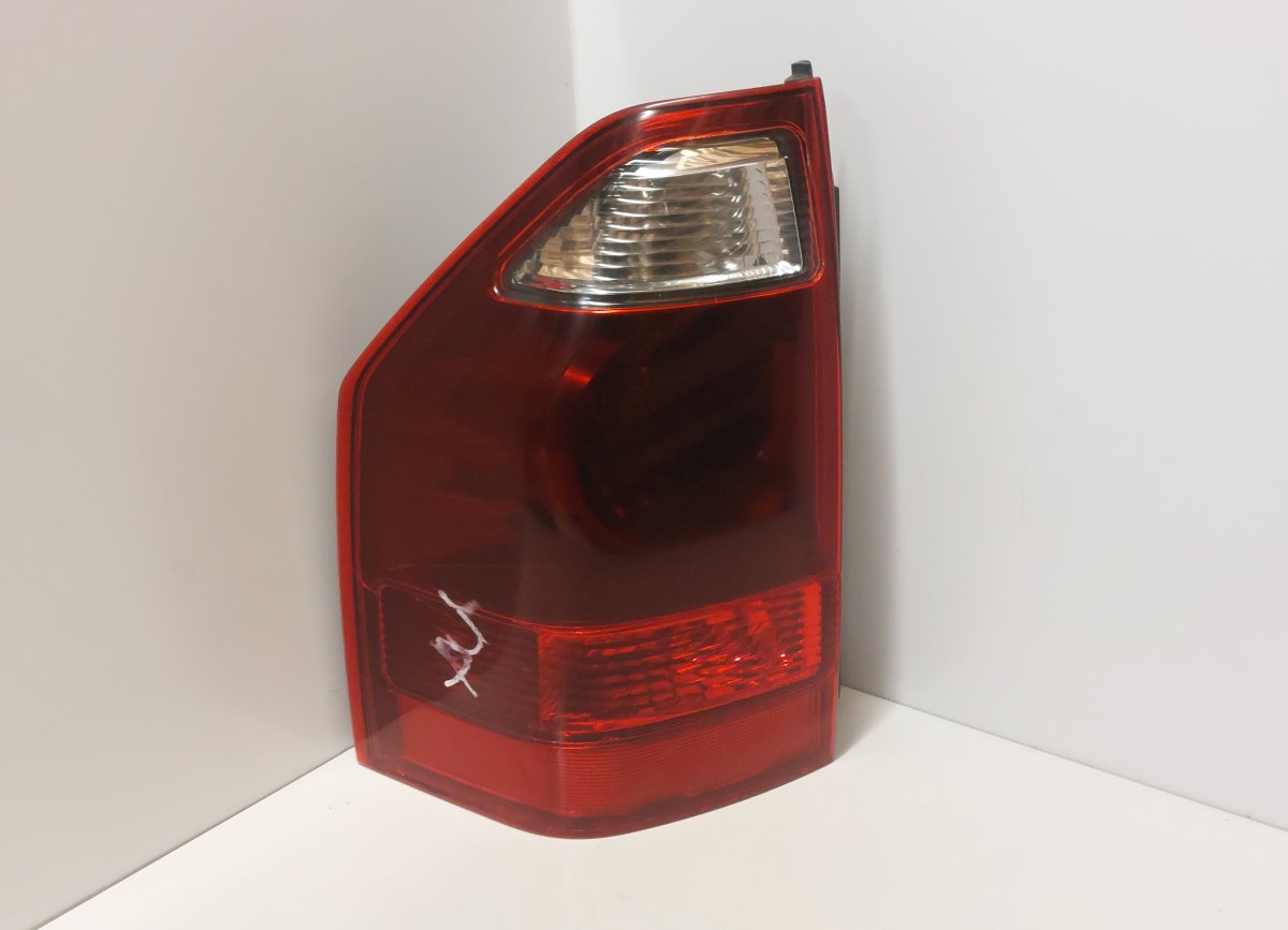 Mitsubishi Pajero Left Rear Light Left rear light — MITSUBISHI PAJERO III (V60, V...