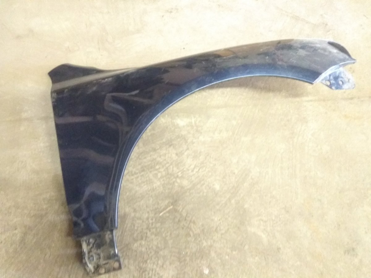 Volkswagen Touareg Front Right Fender Front Right Fender — VW TOUAREG I (7L) (2002-20...