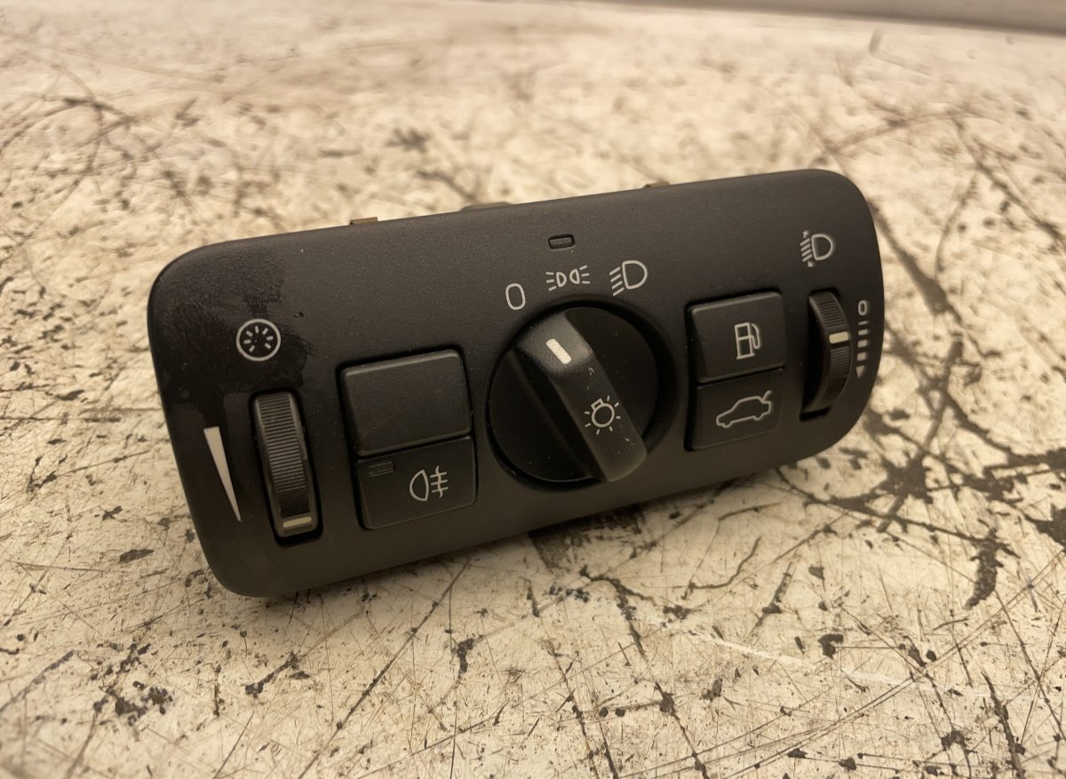 Volvo S60 Headlight Switch Headlight switch — VOLVO S60 II / V60 I (2010-2...