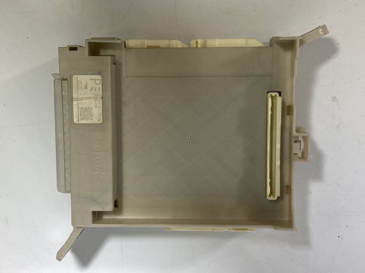 Lexus GS Comfort control module (CCM) Comfort control module (CCM) — LEXUS GS IV (201...