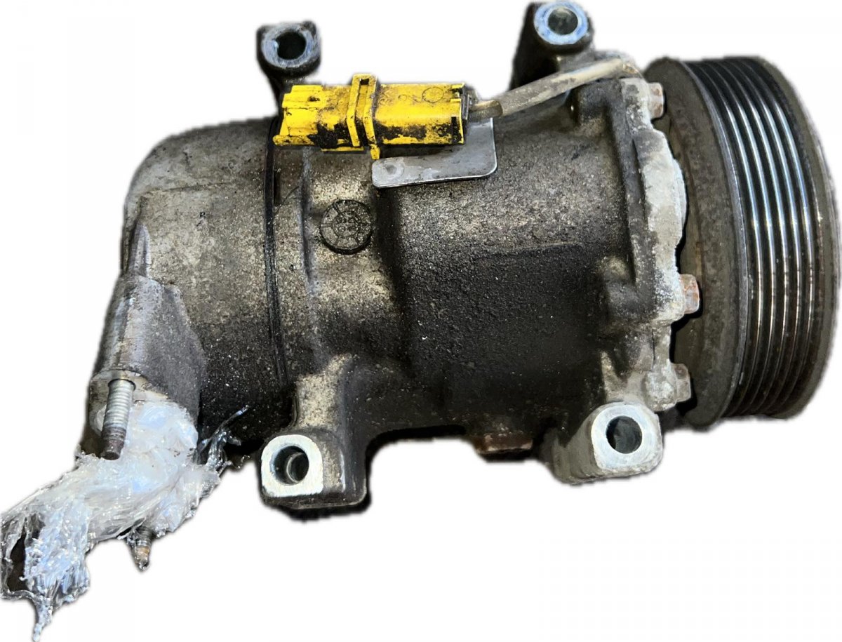 Peugeot 206 Air-conditioning compressor Air-conditioning compressor — PEUGEOT 206 (2A) ...