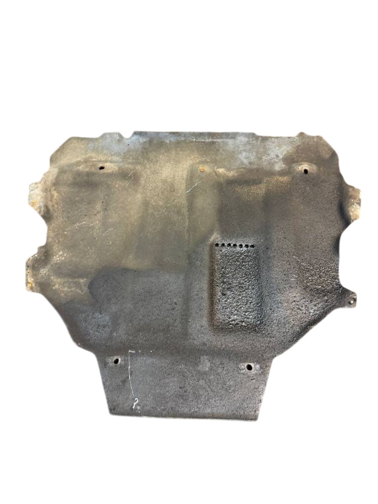 Toyota Verso Engine splash shield Engine splash shield — TOYOTA VERSO (AR20) (200...
