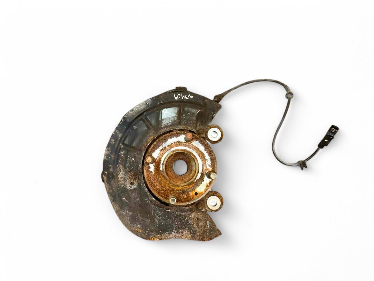 Chevrolet Aveo / Sonic Wheel bearing housing — front right Wheel bearing housing — front right — CHEVROLET...