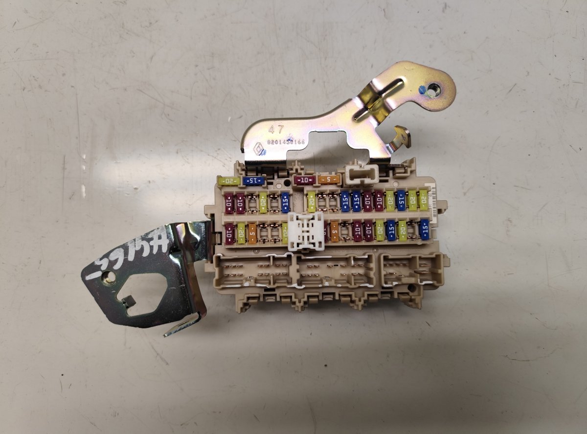 Renault Koleos Fuse box Fuse box — RENAULT KOLEOS II (2016-2023) — 8901...