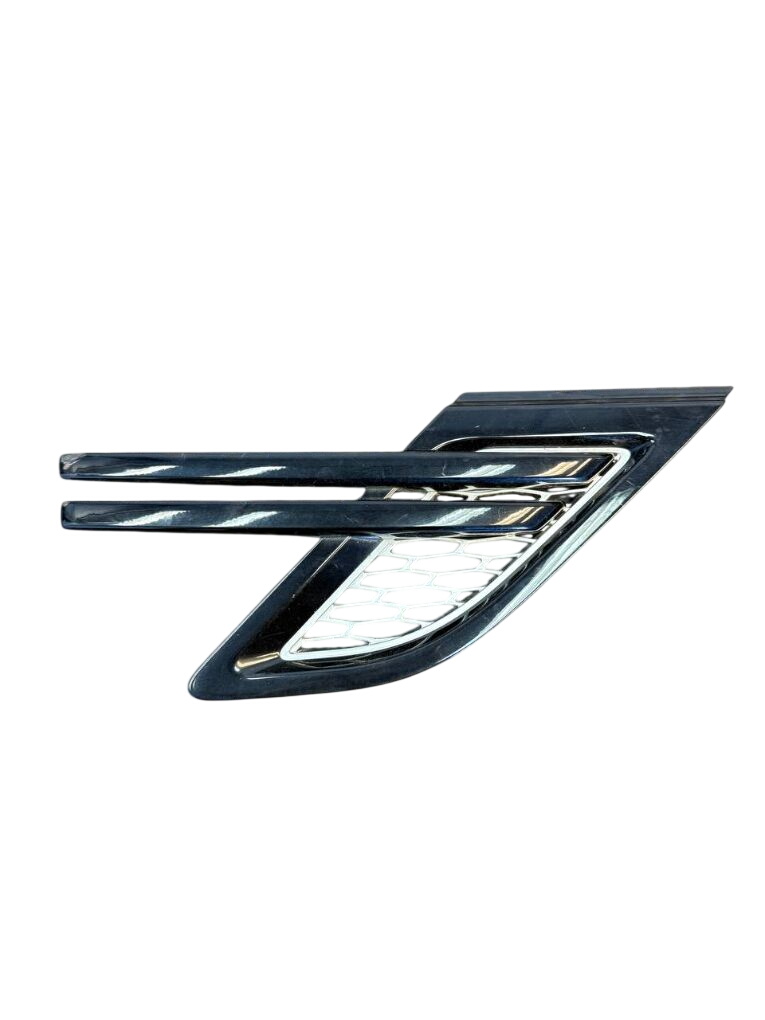 Land Rover Range Rover Sport (L494) Fender moulding front Right Fender moulding front Right — LAND ROVER RANGE ...