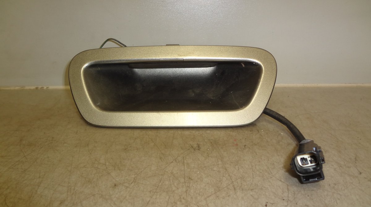 Chrysler 300C Boot lid / tailgate handle Boot lid / tailgate handle — CHRYSLER 300C I (2...