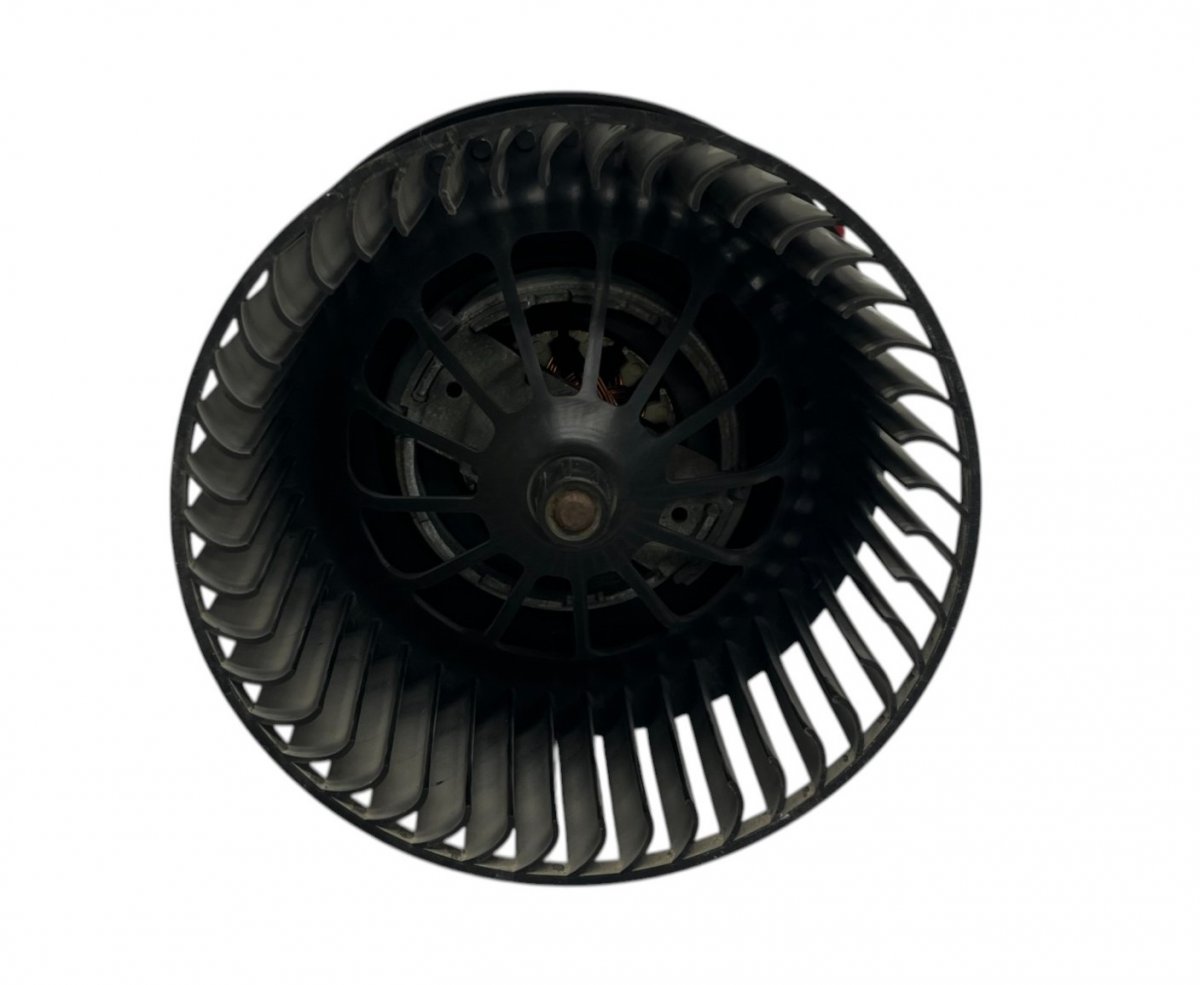 Volvo V40 Heater Blower Motor Heater blower motor — VOLVO V40 (2012-2019) — A...