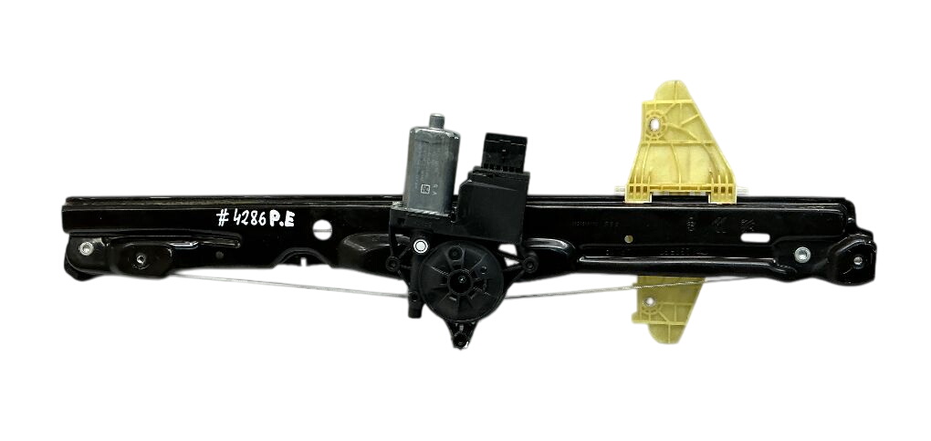 Toyota Proace Front right window regulator mechanism Front right window regulator mechanism — TOYOTA...