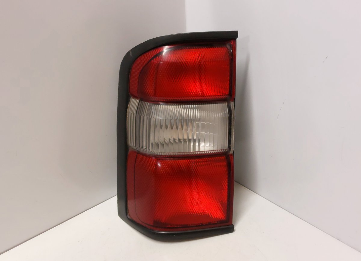 Nissan Patrol (Y61) Left Rear Light Left rear light — NISSAN PATROL (Y61) (1998-201...