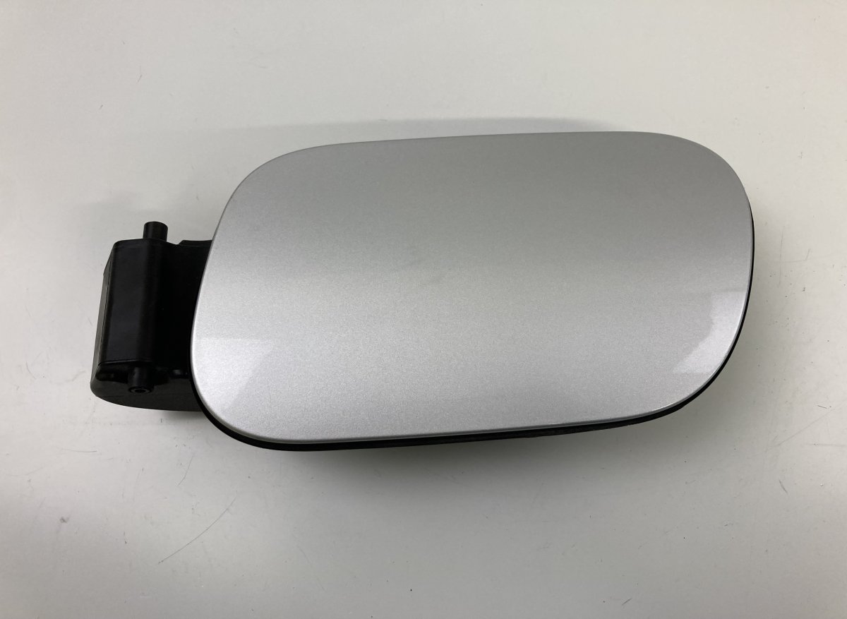 Volkswagen Touareg Fuel filler flap Fuel filler flap — VW TOUAREG II (7P) (2010-201...