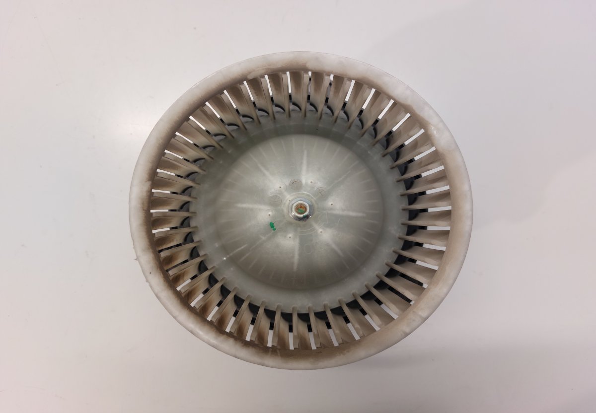 Mitsubishi L200 Heater Blower Motor Heater blower motor — MITSUBISHI L200 V / TRITO...