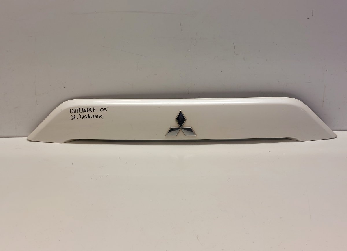 Mitsubishi Outlander Boot lid / tailgate moulding Boot lid / tailgate moulding — MITSUBISHI OUTLA...