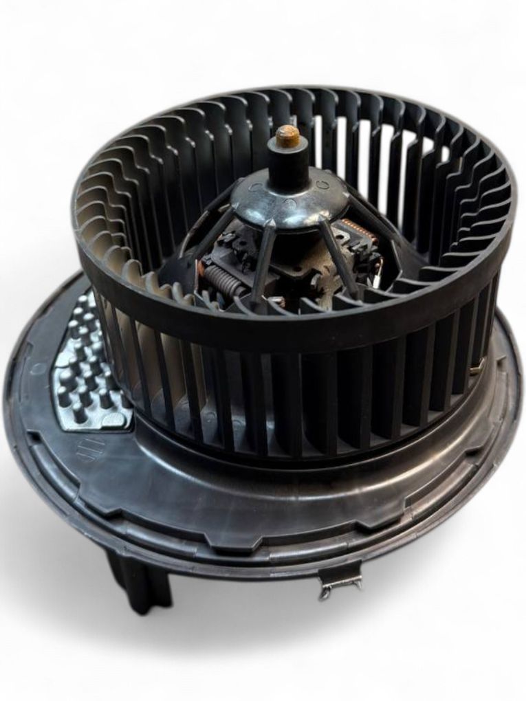 Seat Leon Heater Blower Motor Heater blower motor — SEAT LEON (5F) (2012-2020...