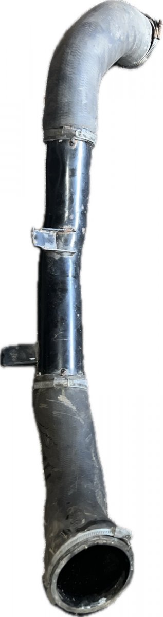 Volvo S60 Intercooler pipe, right Intercooler pipe, right — VOLVO S60 II / V60 I ...